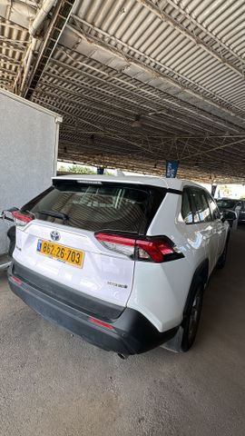 טויוטה RAV4