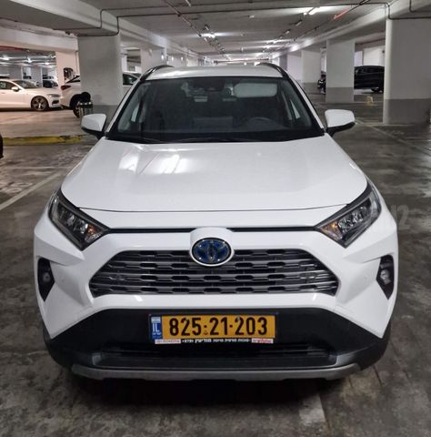 טויוטה RAV4