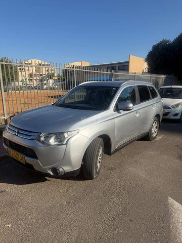 מודעת רכב מיצובישי אאוטלנדר