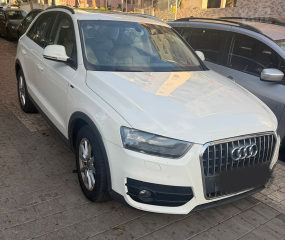אאודי Q3