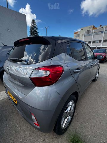 יונדאי i10