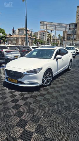 מודעת רכב מאזדה 6