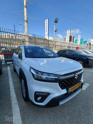 סוזוקי S-Cross