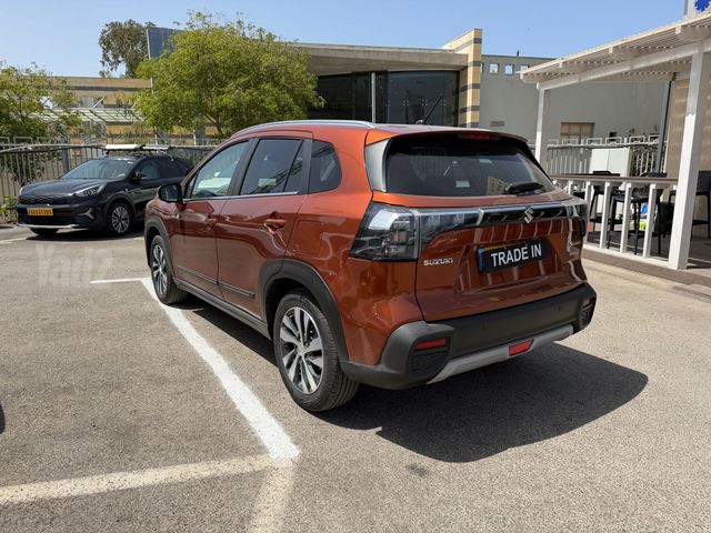 סוזוקי S-Cross