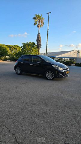 פיג'ו 208