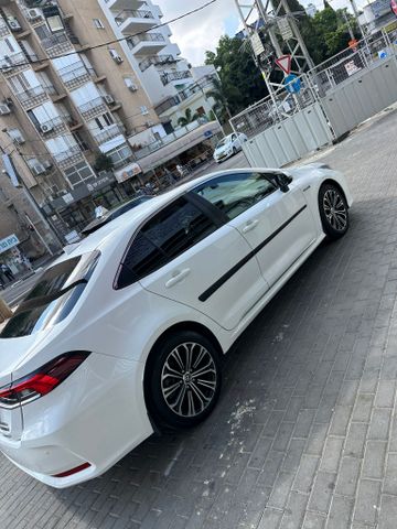 מודעת רכב טויוטה קורולה