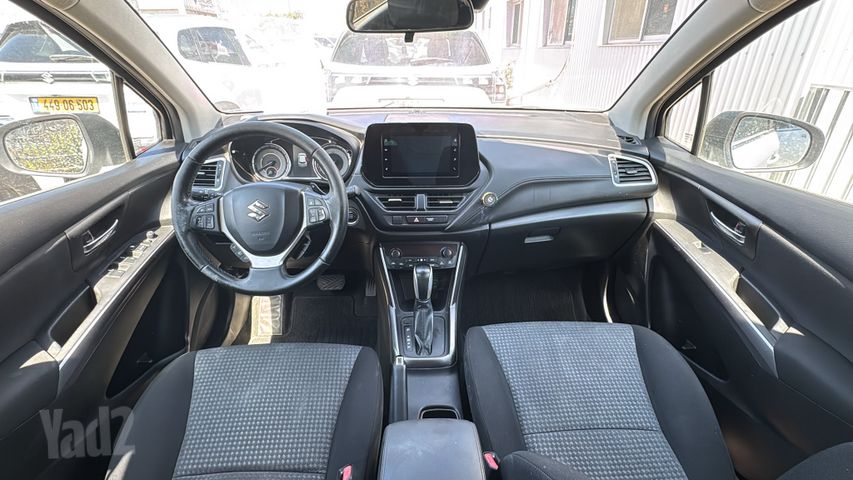 סוזוקי S-Cross