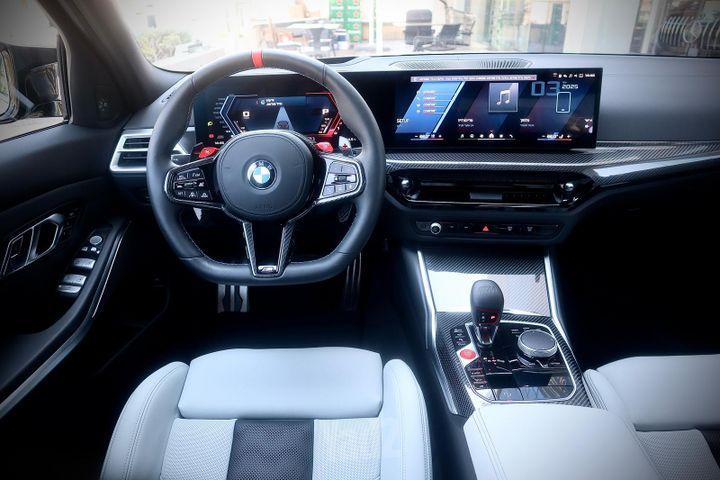 ב מ וו M3
