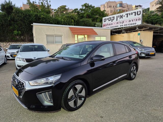 יונדאי איוניק