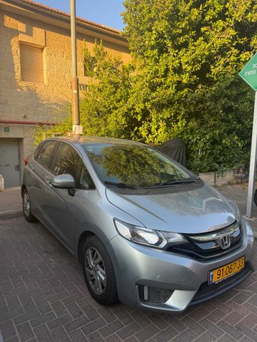 מודעת רכב הונדה ג'אז 