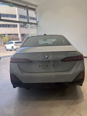 ב מ וו סדרה 5