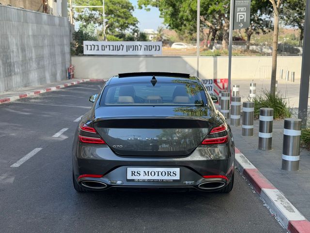 מודעת רכב ג'נסיס G70 2