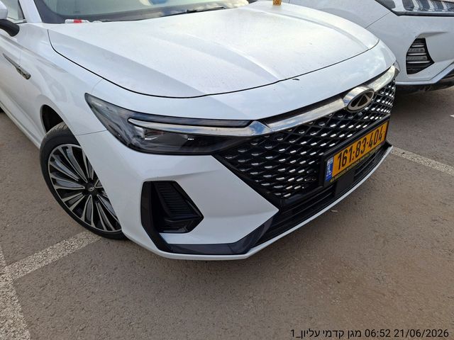 מודעת רכב צ׳רי אריזו 8