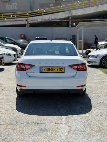 סקודה סופרב