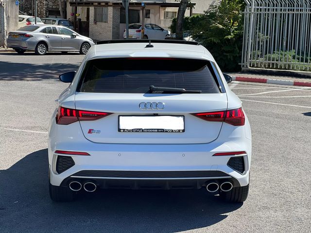 אאודי S3