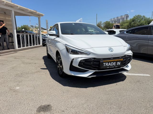 אם ג'י MG3