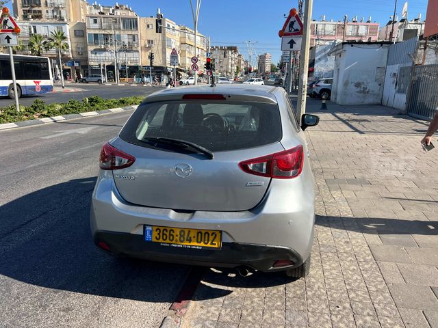 מאזדה 2