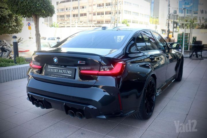 ב מ וו M3