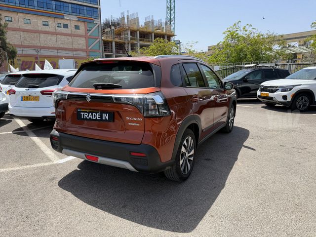 סוזוקי S-Cross