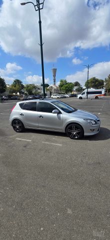 יונדאי i30