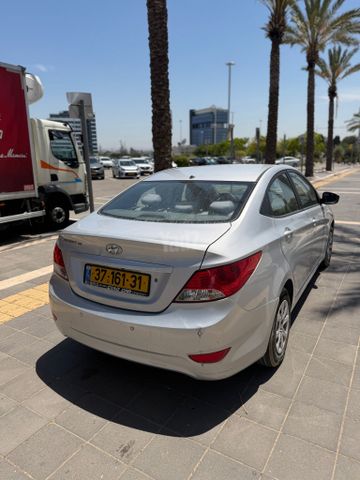 יונדאי אקסנט i25
