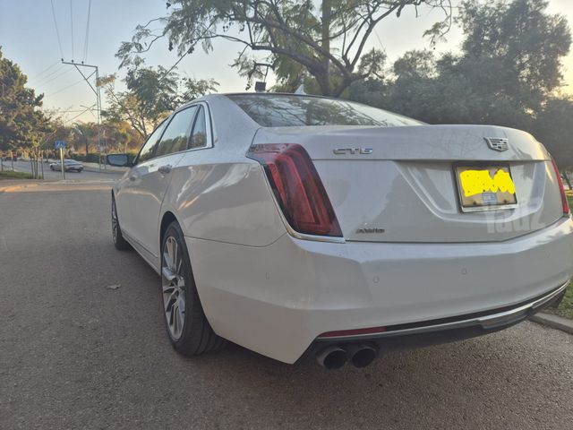 קאדילק CT6