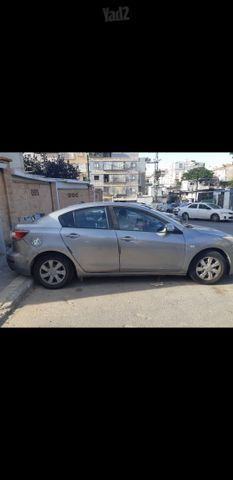 מאזדה 3