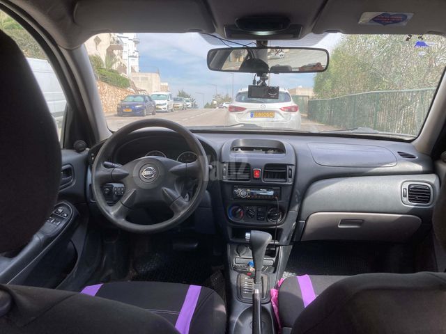 ניסאן אלמרה