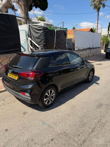 יונדאי i20