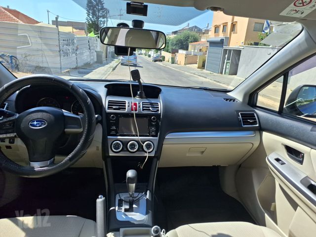 סובארו XV