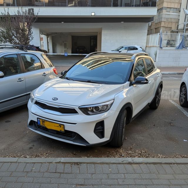 מודעת רכב קיה סטוניק