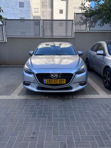 מאזדה 3