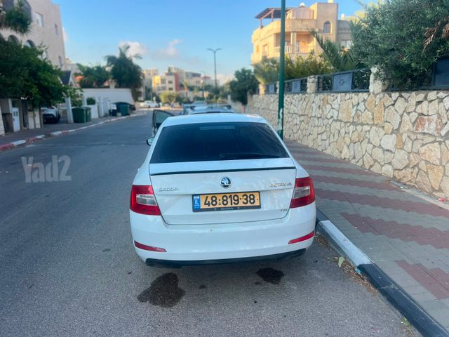 סקודה אוקטביה