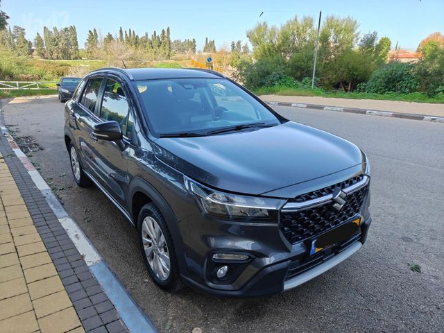 סוזוקי S-Cross