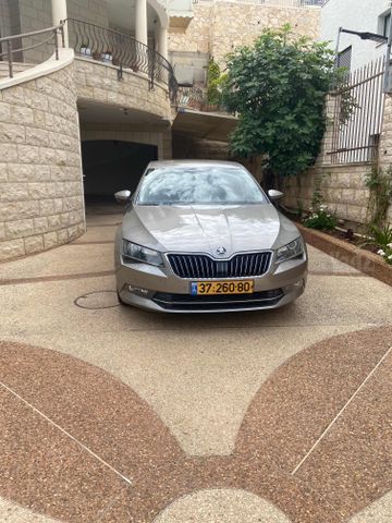 מודעת רכב סקודה סופרב