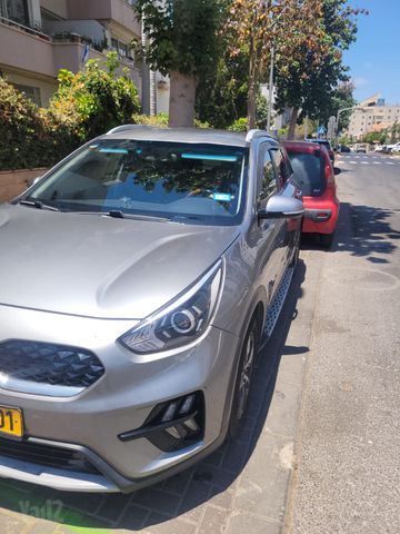 קיה נירו
