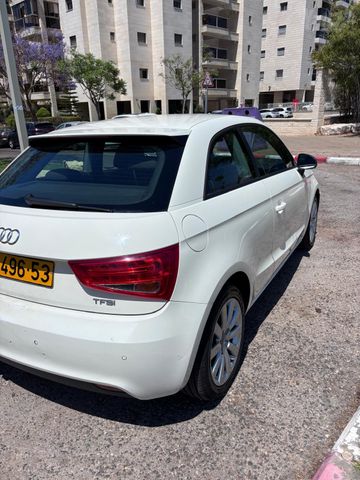 אאודי A1
