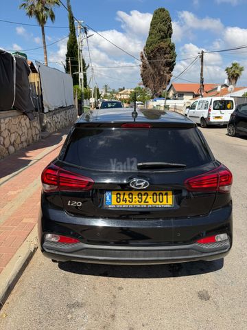 יונדאי i20
