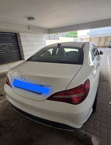 מודעת רכב מרצדס-בנץ CLA