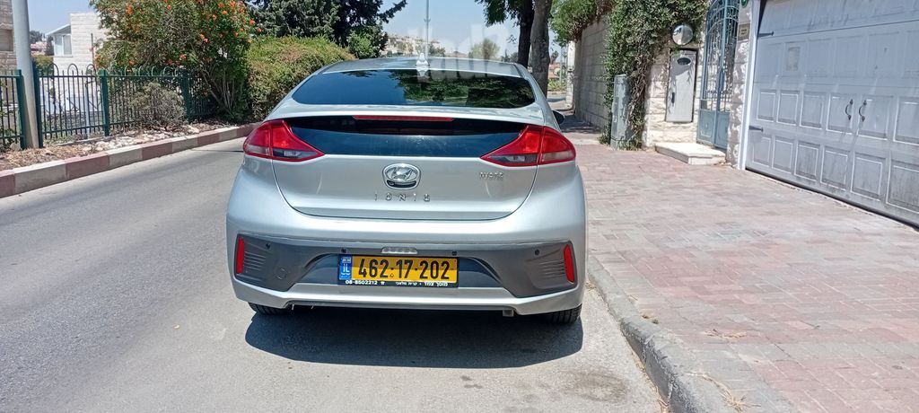 מודעת רכב יונדאי איוניק