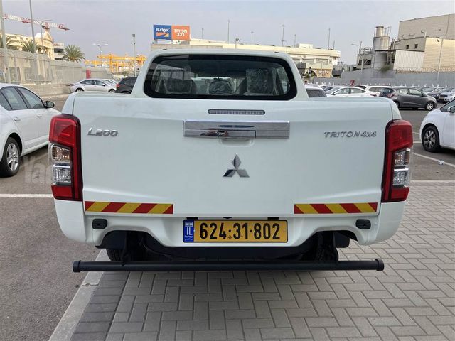 מודעת רכב מיצובישי טרייטון / L200 2