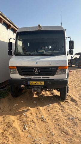 מודעת רכב מרצדס-בנץ ואריו
