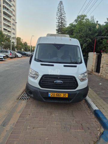 מודעת רכב פורד טרנזיט