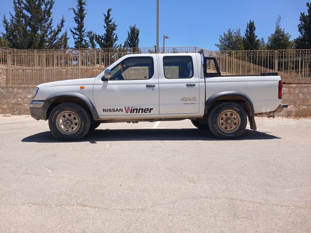 ניסאן ווינר