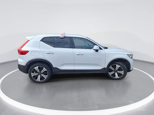 וולוו XC40