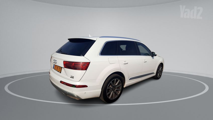 אאודי Q7