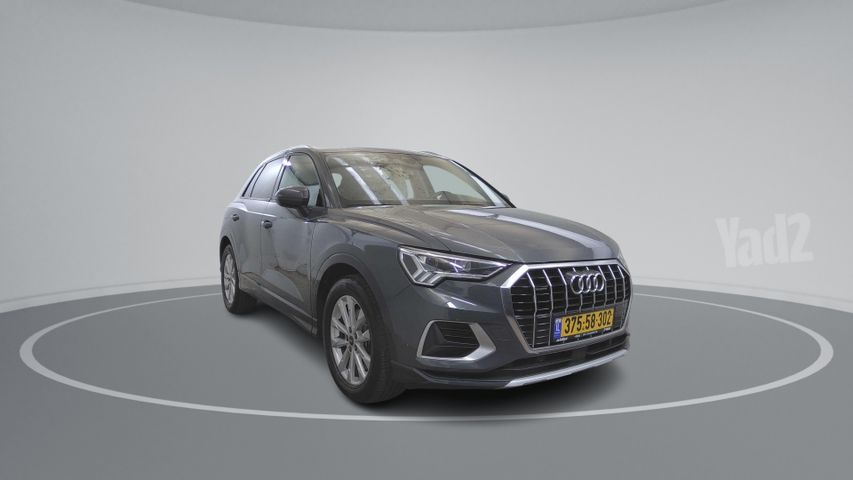 אאודי Q3