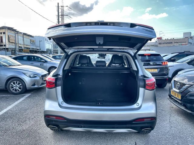 אם ג'י EHS PHEV