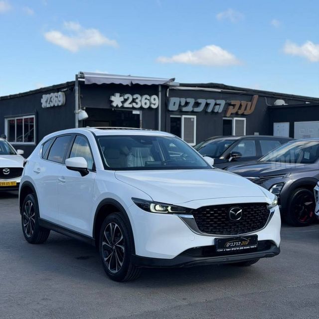 מודעת רכב מאזדה CX-5