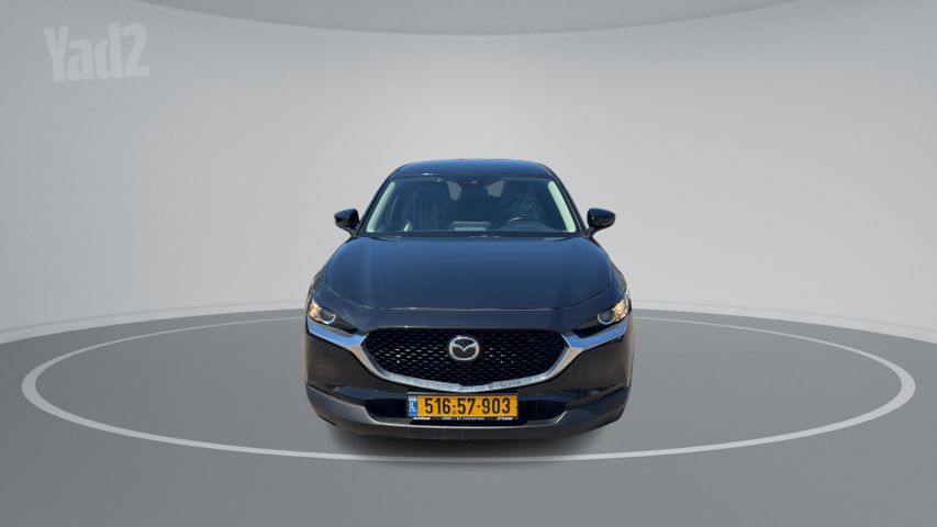מודעת רכב מאזדה CX-30